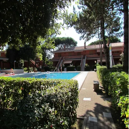 Relaxing Residences - Swimmin Pool - Private Parking - Amenities *